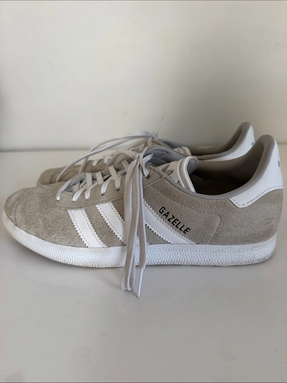 adidas Gazelle Sneaker in light grey